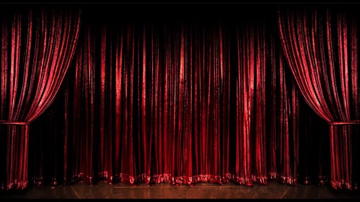Бархатный занавес