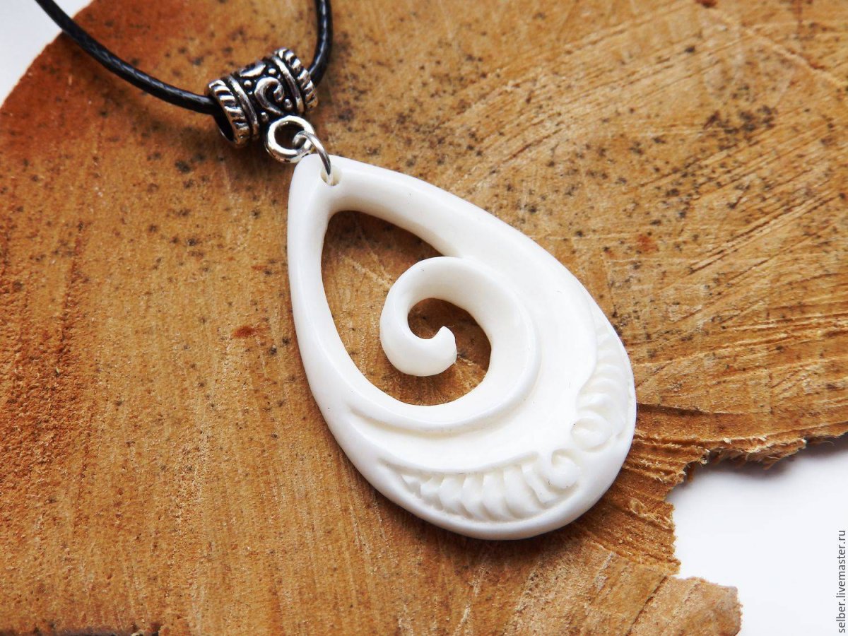 Деревянные амулеты