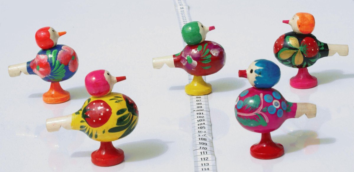 Деревянная игрушка свистулька