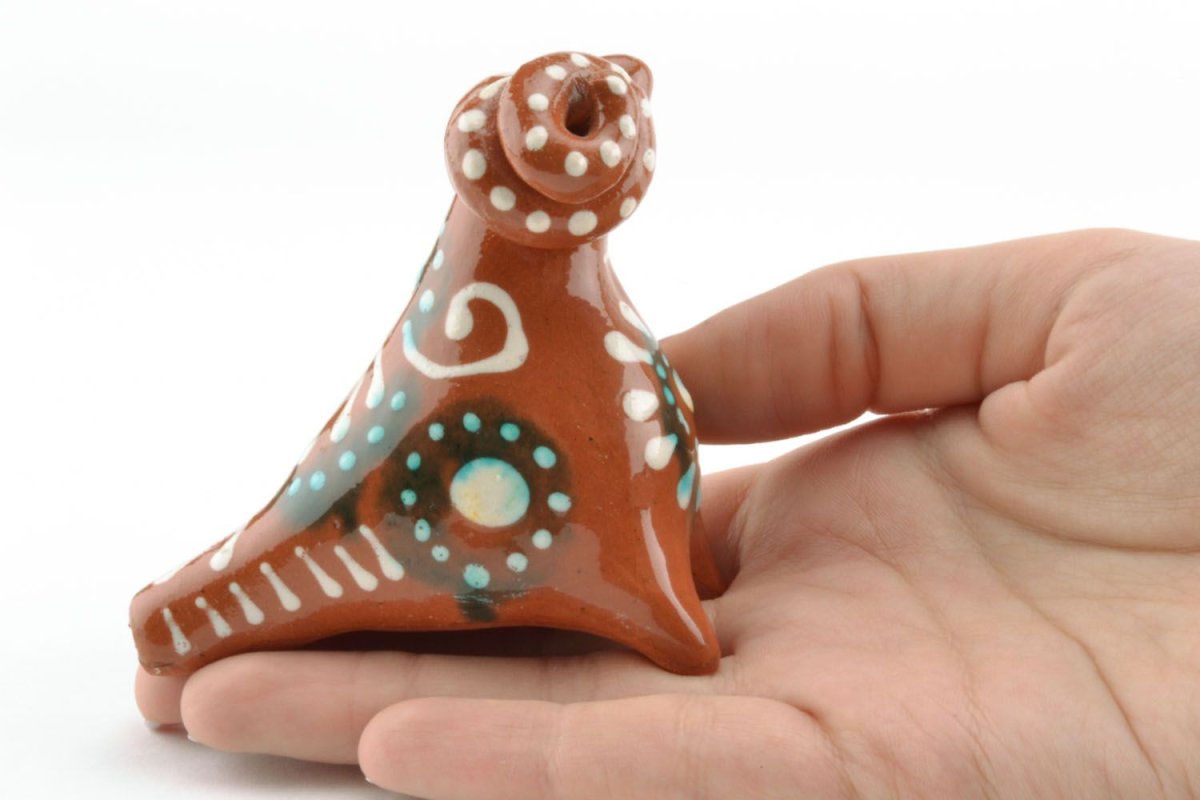 Глиняные расписные свистульки