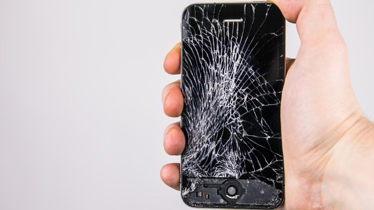 Iphone 12 разбитый дисплей