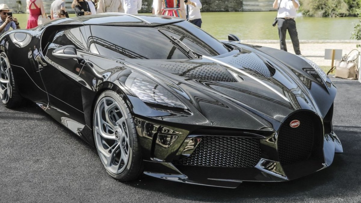 Бугатти лавайтур