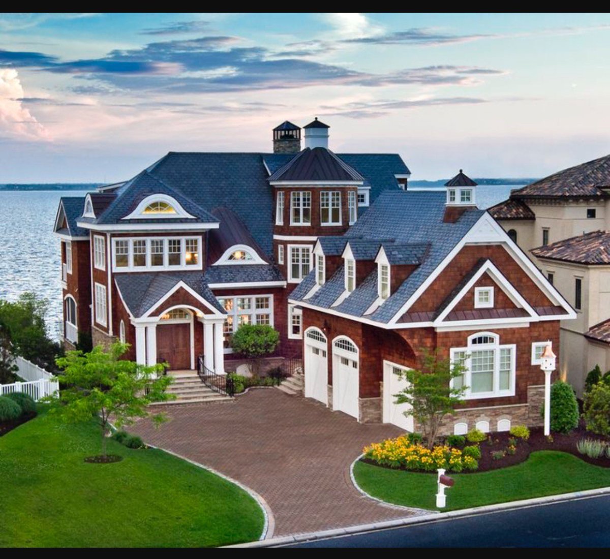 Пригород Антонио Хаус в Америке