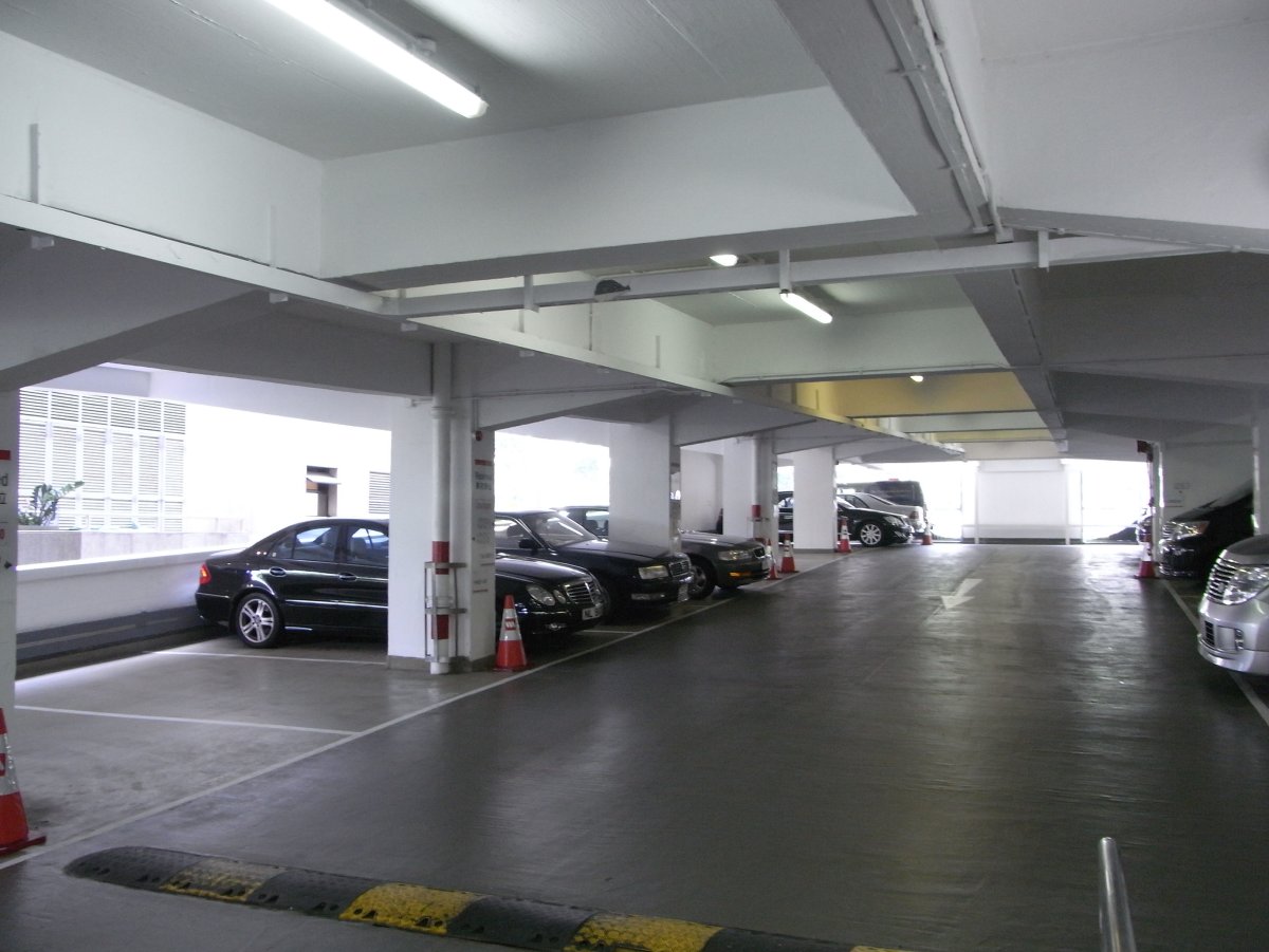 Открытая парковка