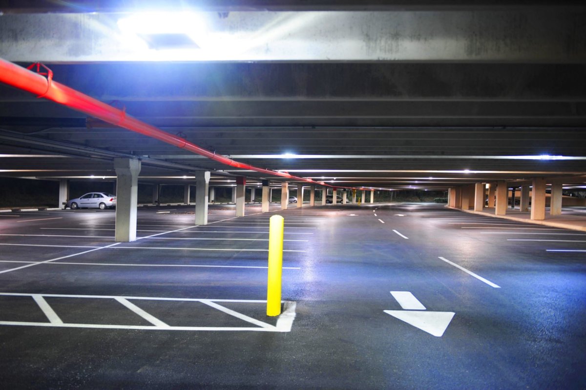 Красивая подземная парковка