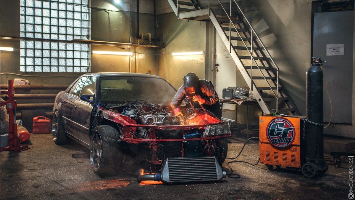 Скрещенные гаечные ключи