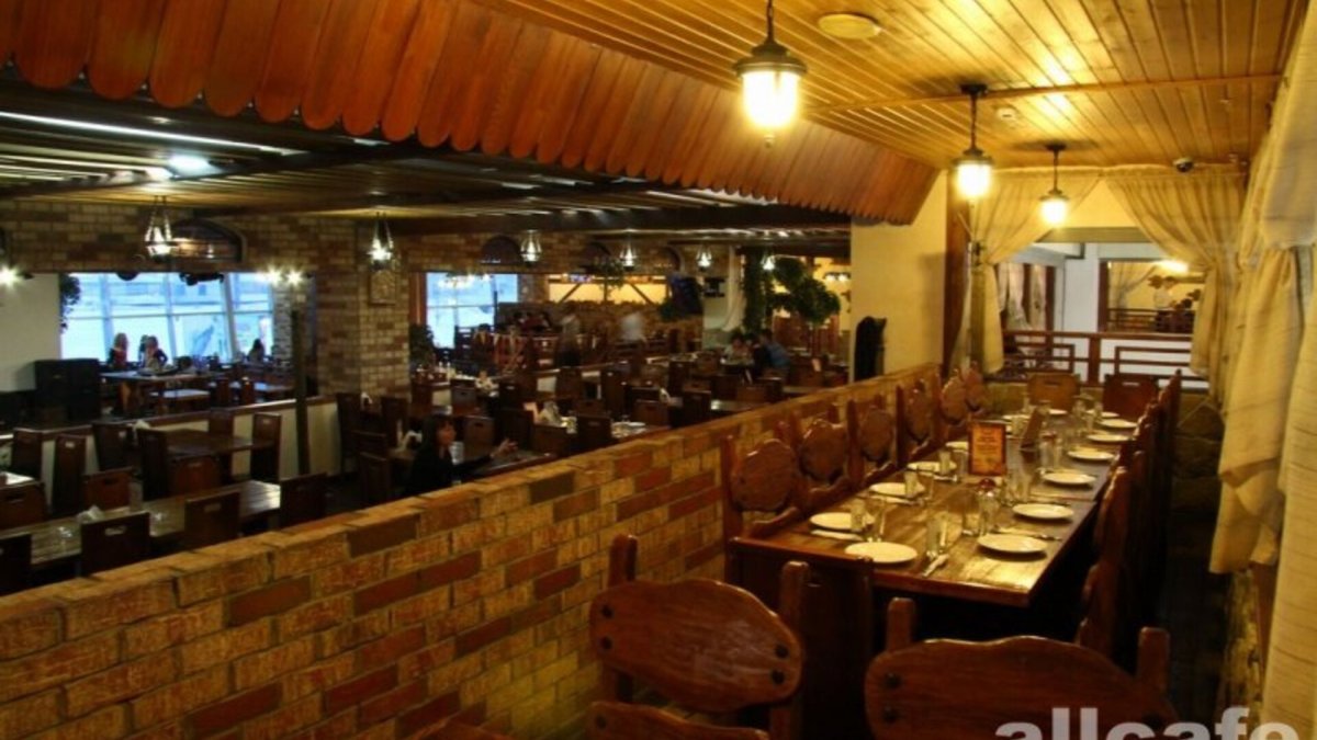 Буратино в театре Карабаса