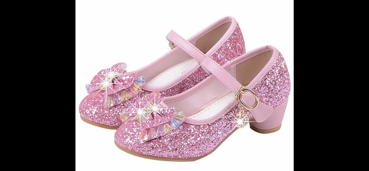 Детские туфли