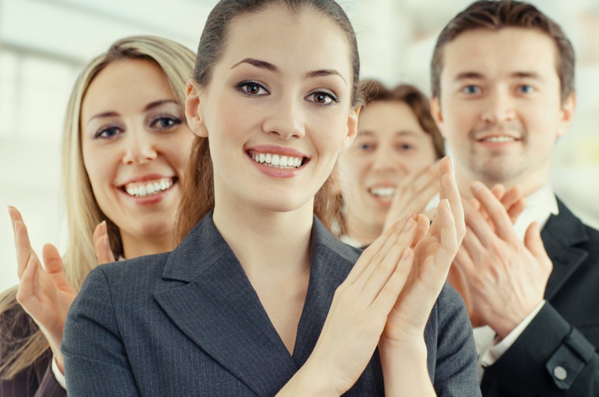 Радостный коллектив