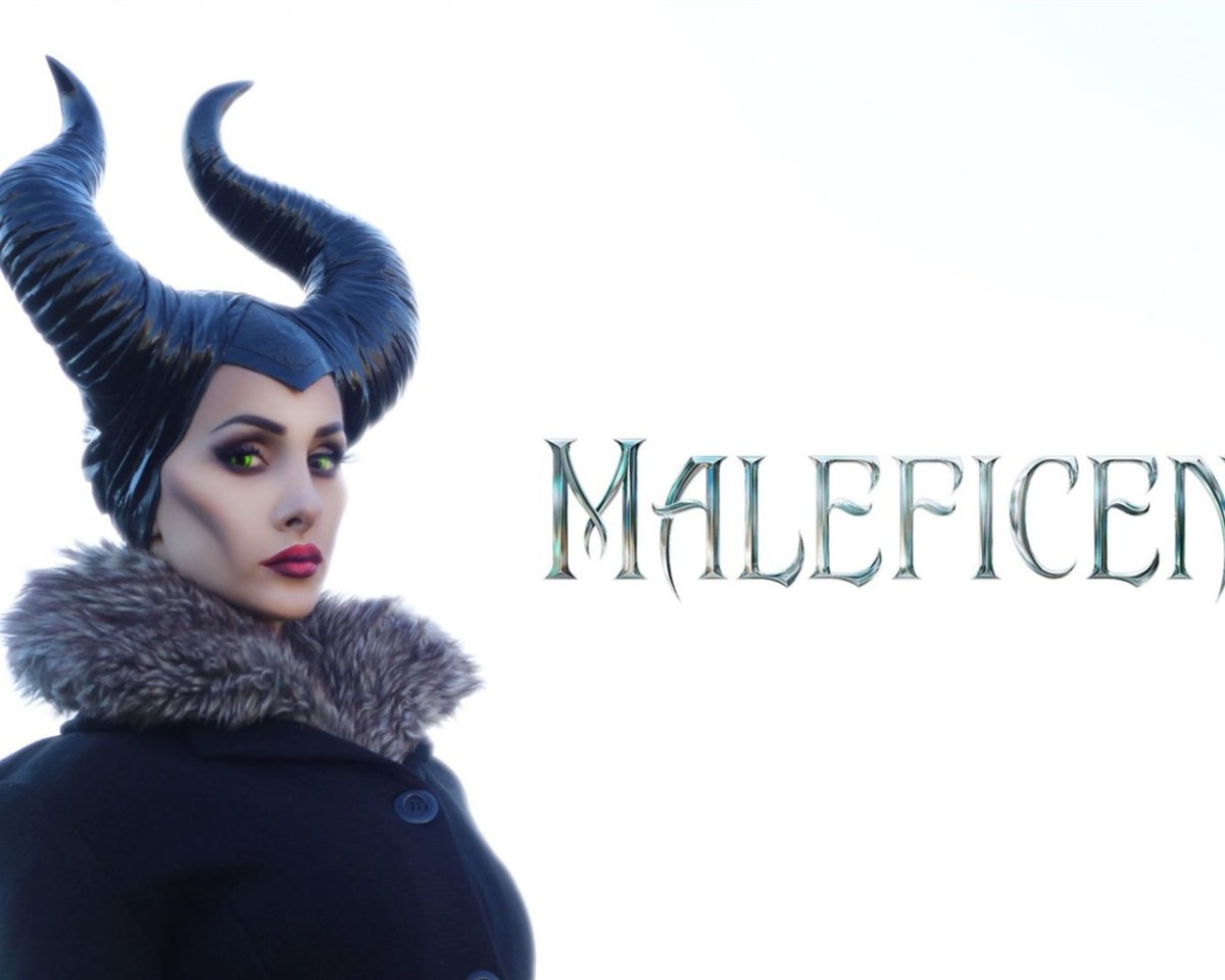 Элла Пернелл Малефисента