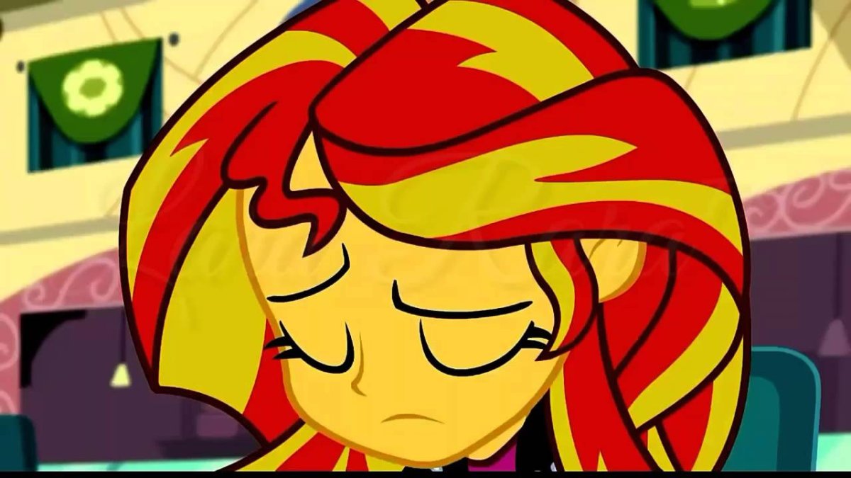 Сансет Шиммер девушка плачет