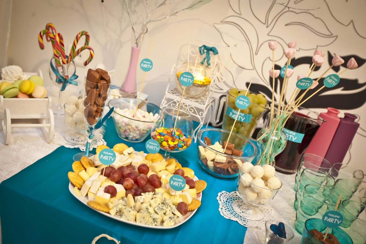 Украшение стола на Масленицу