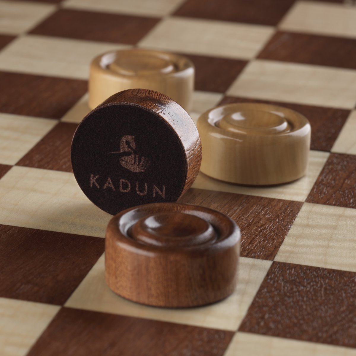 Шашки из дерева