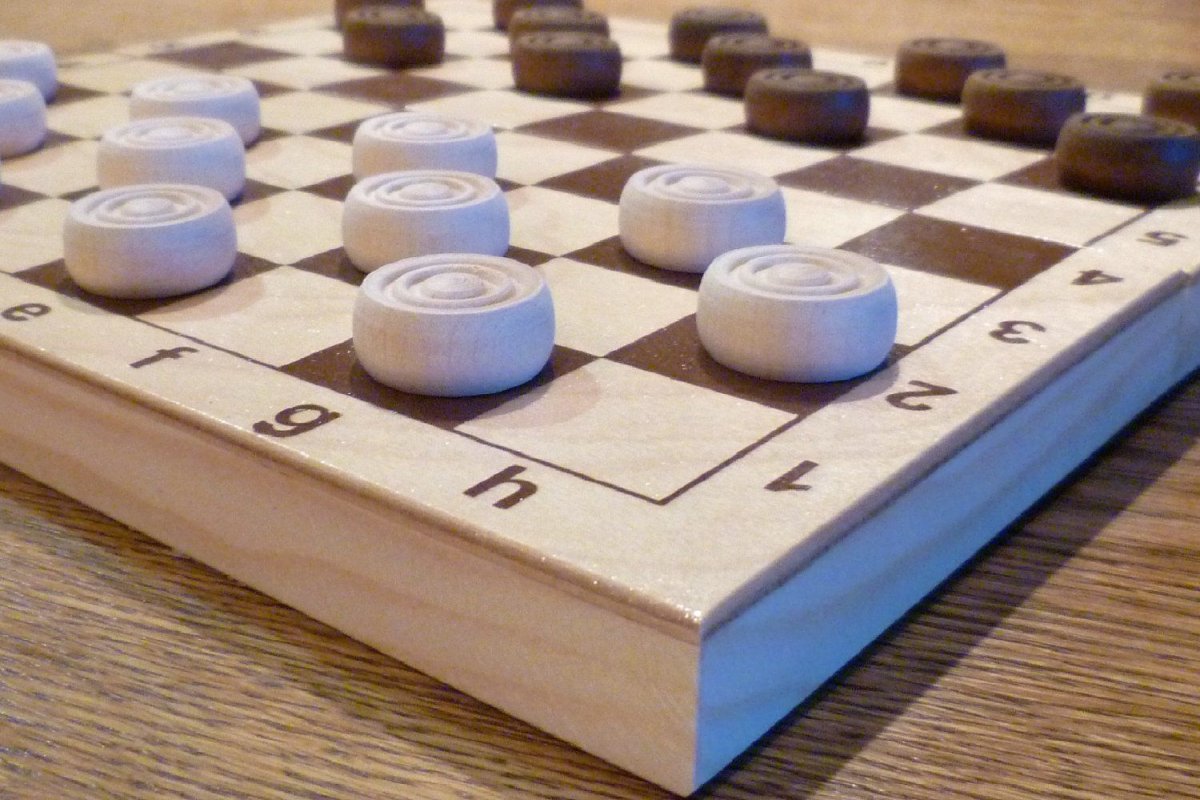 Летающие шашки