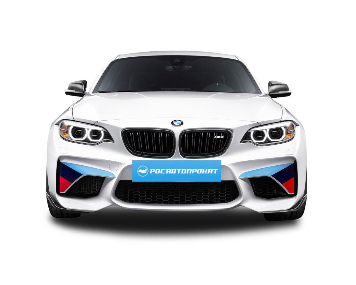 Машина на прозрачном фоне