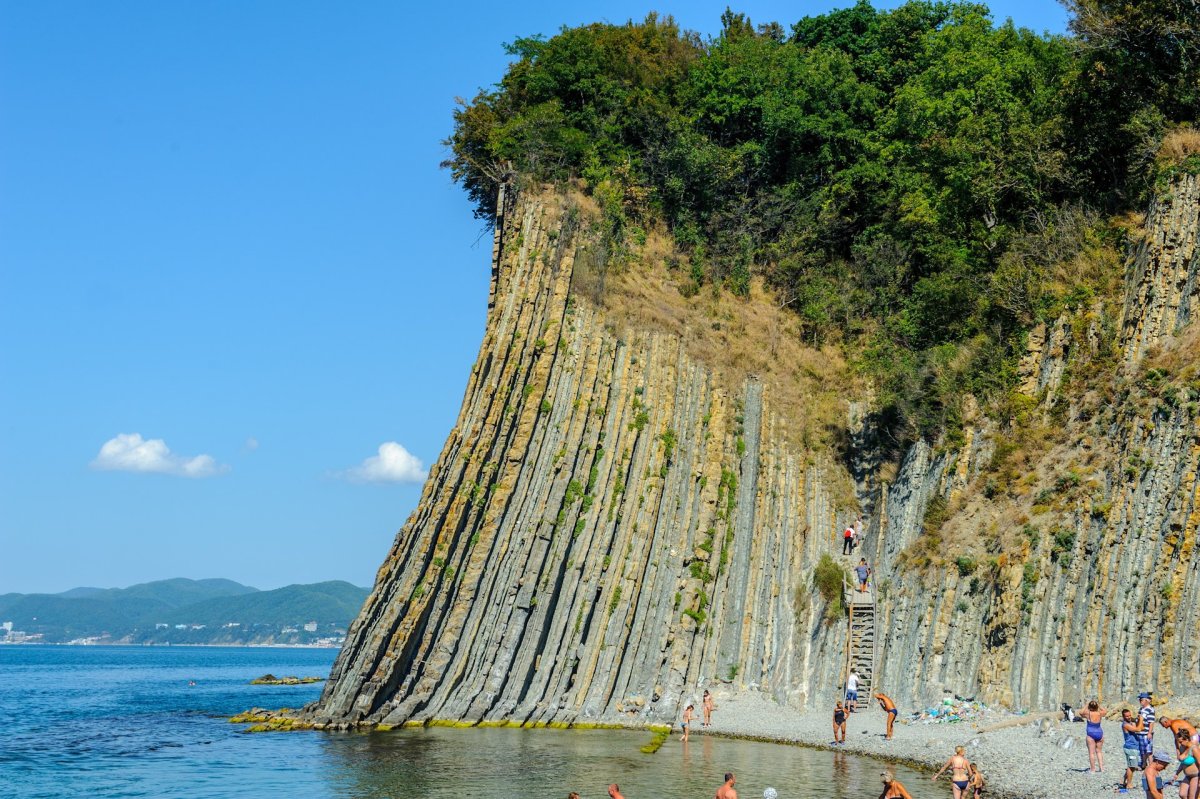 Небуг скала Киселева