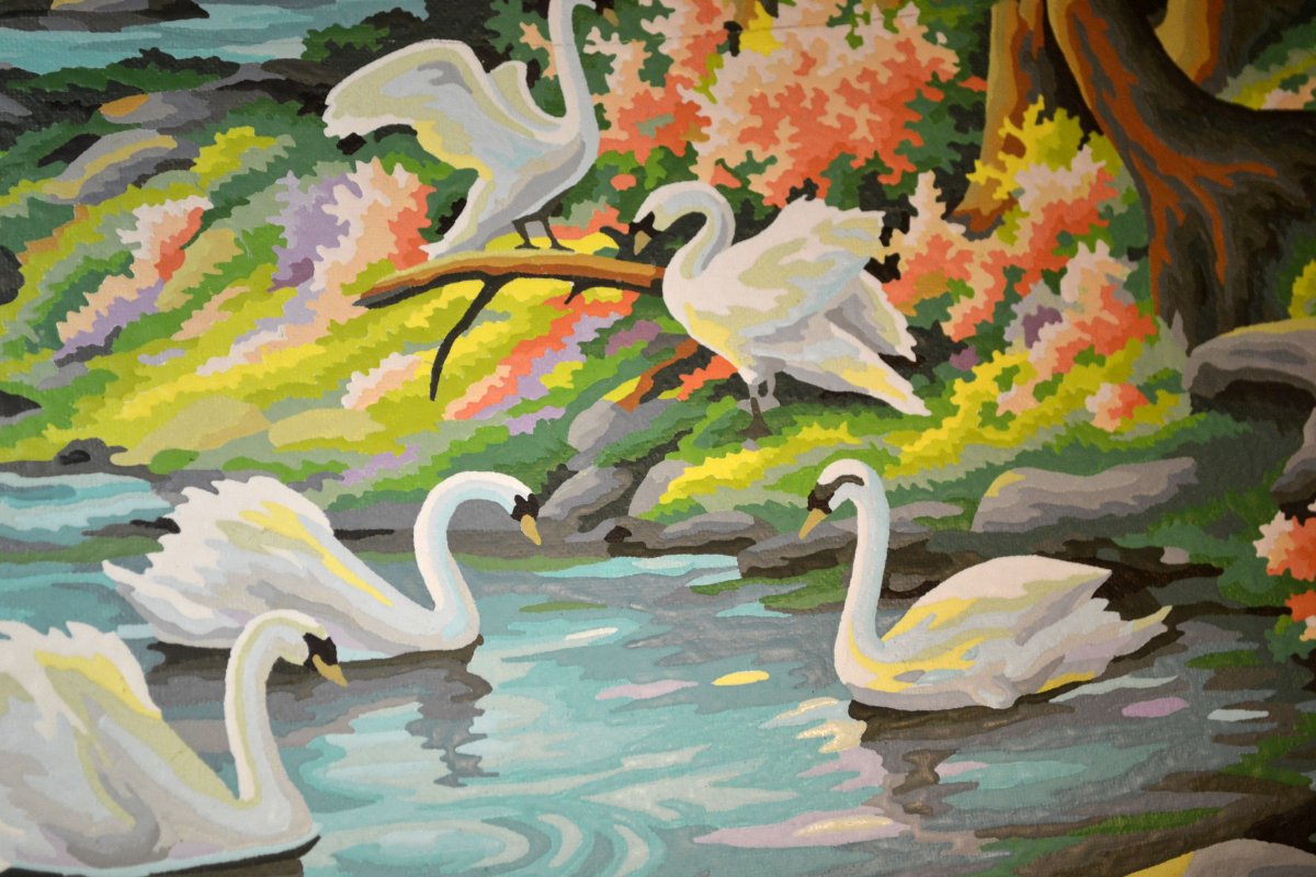 Картины с изображением лебедей