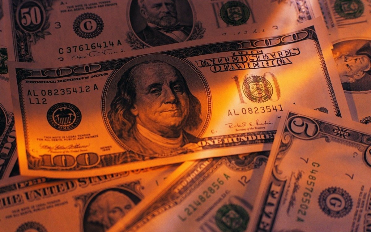 Обои на рабочий стол деньги