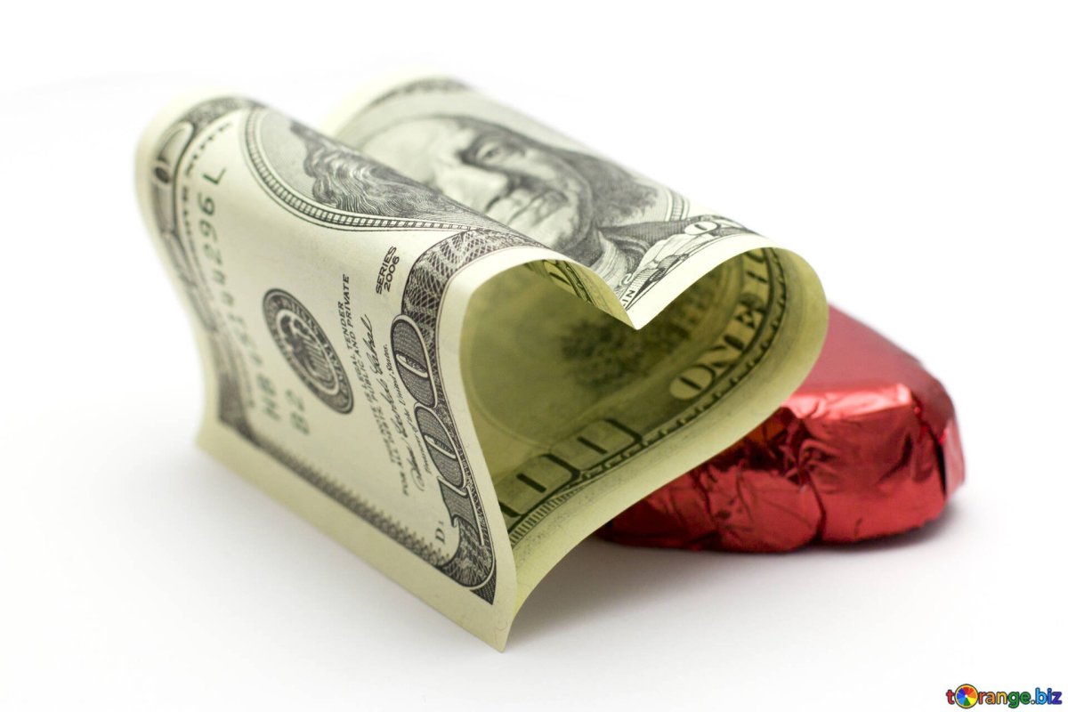 Деньги в виде сердца