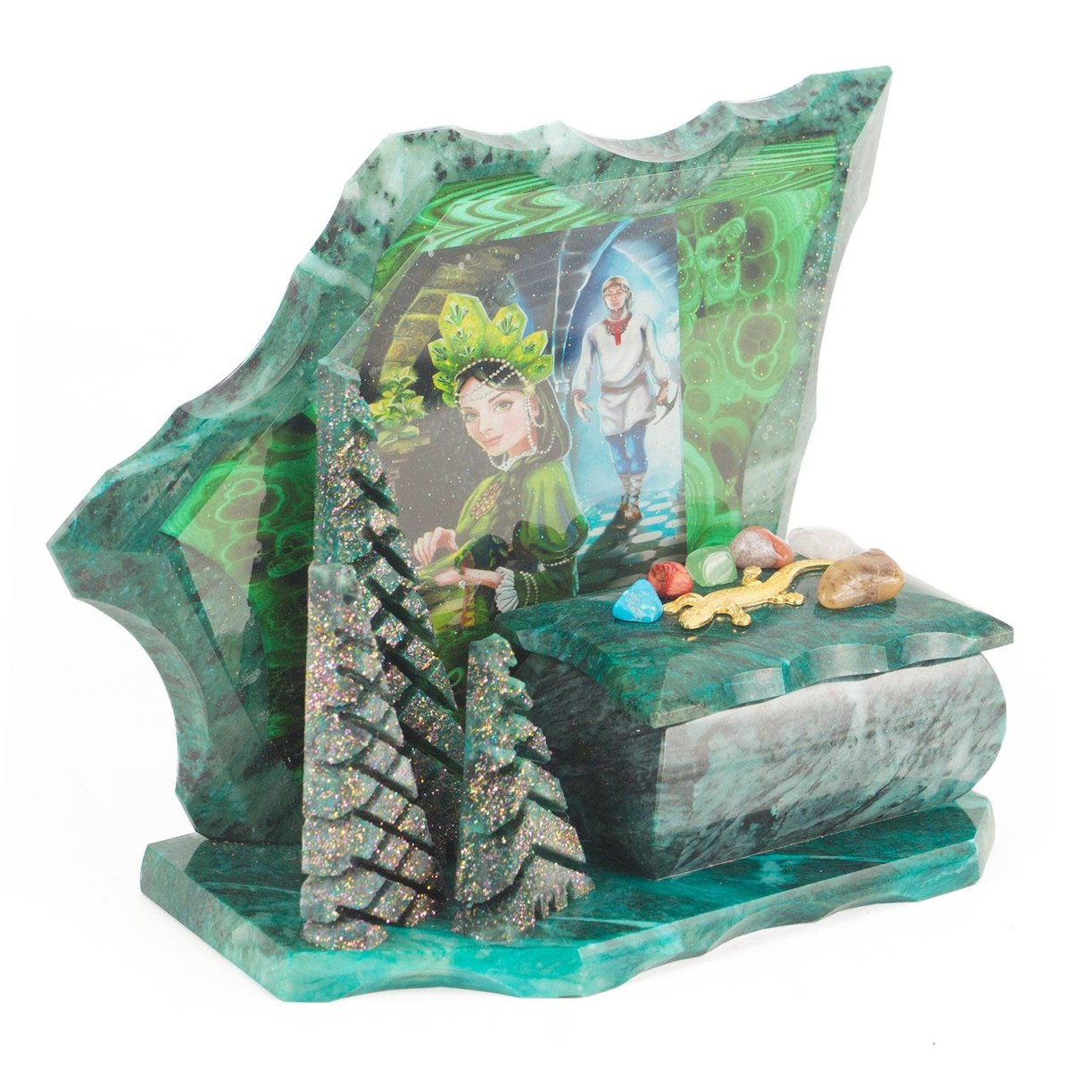 Малахитовая шкатулка с самоцветами