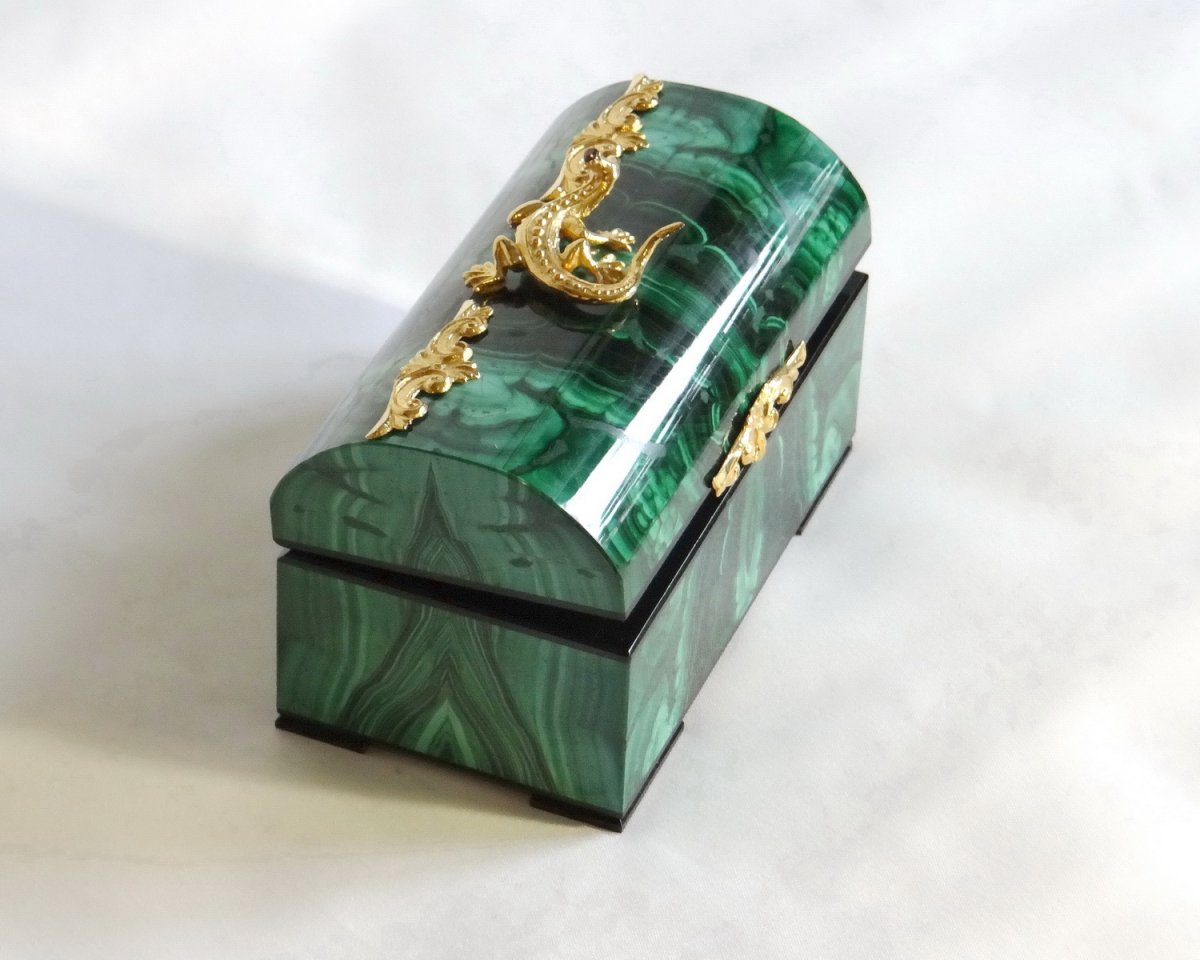 Малахитовый ларец Карандаева