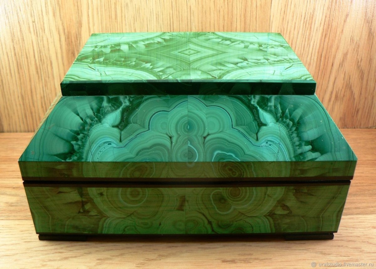 Малахитовая шкатулка ювелирный магазин