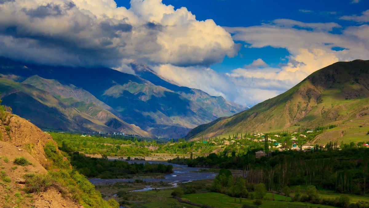 Село Хрюг Ахтынского района