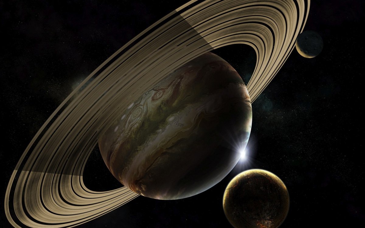 Красивый Сатурн