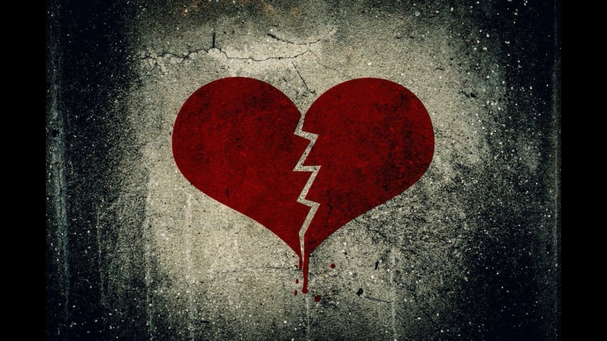 Сердце на черном фоне