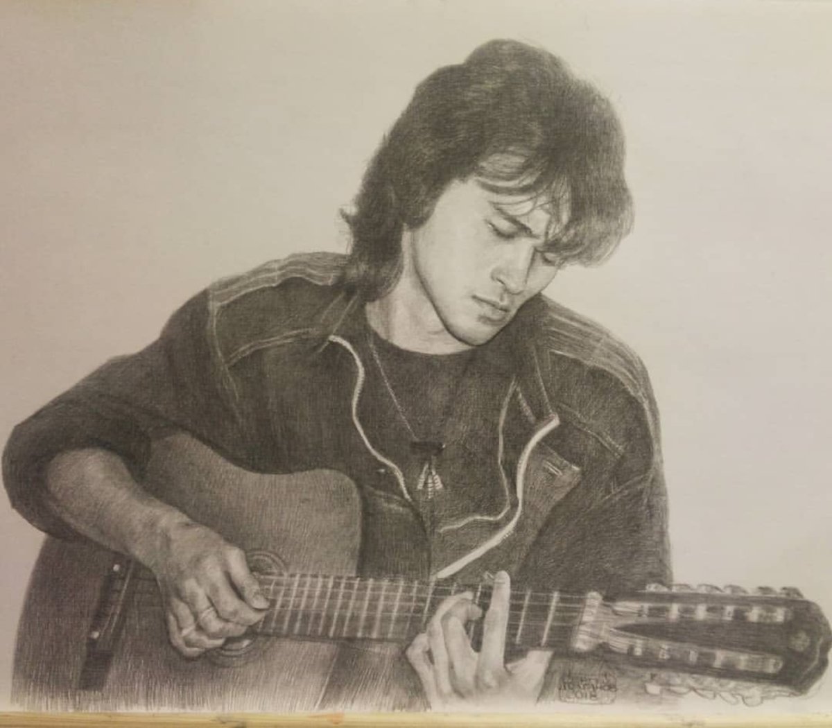 Цой с гитарой