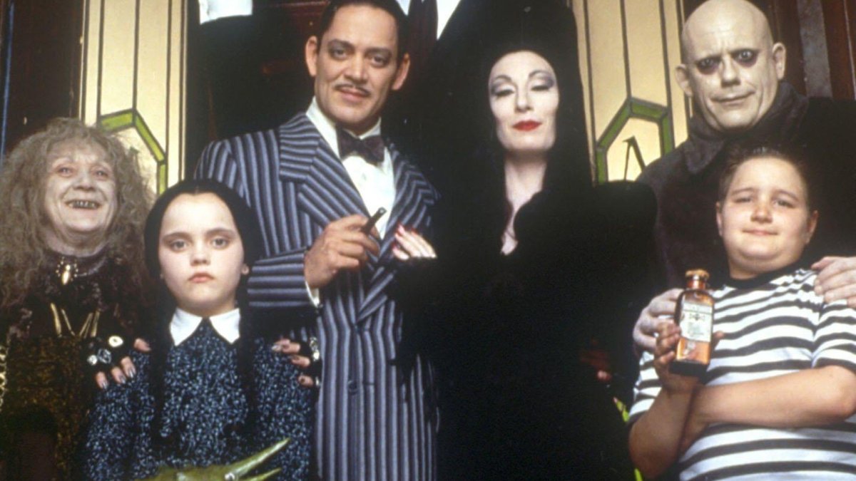 Семейка Аддамс для срисовки