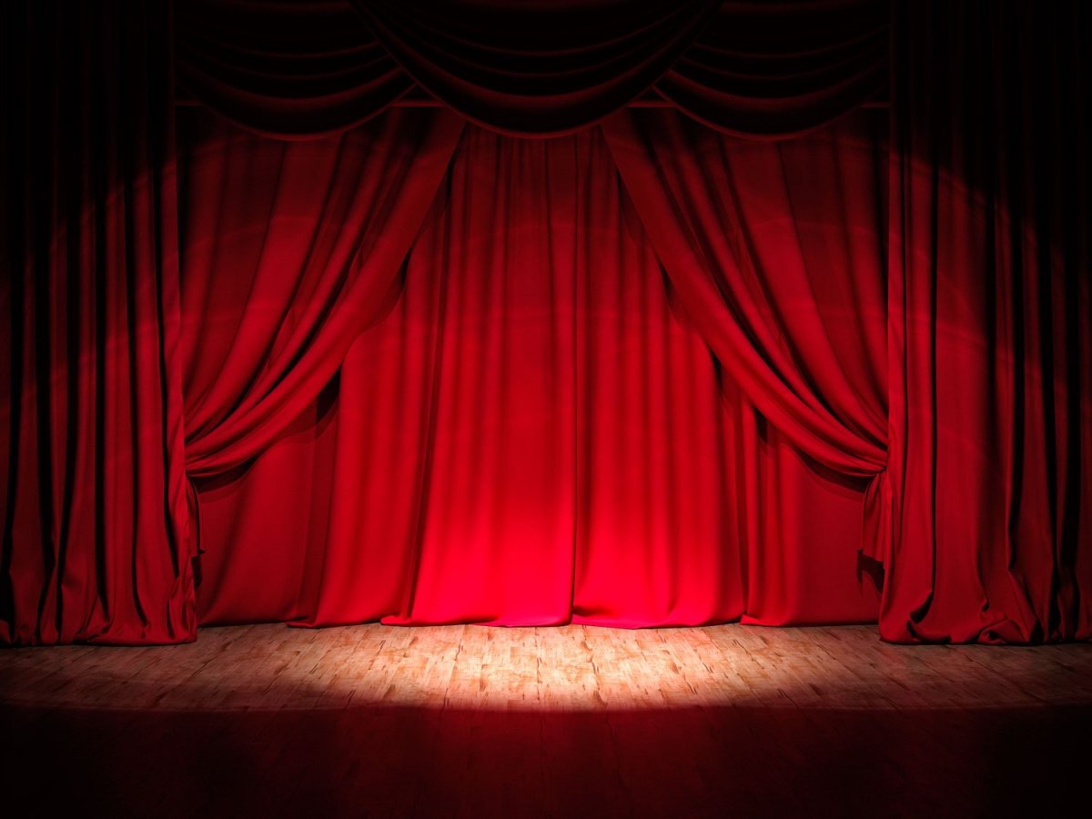 Занавес в театре
