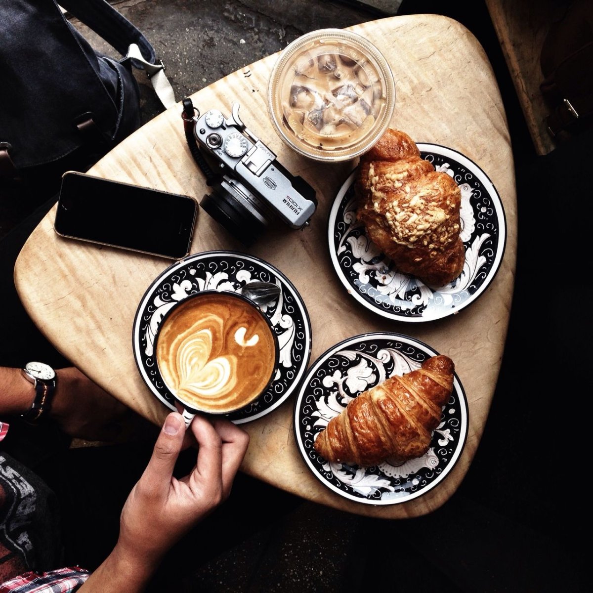 Девушка в зеркале