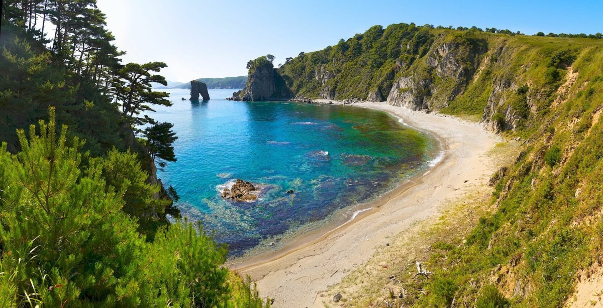 Бухта Окуневая Приморский край