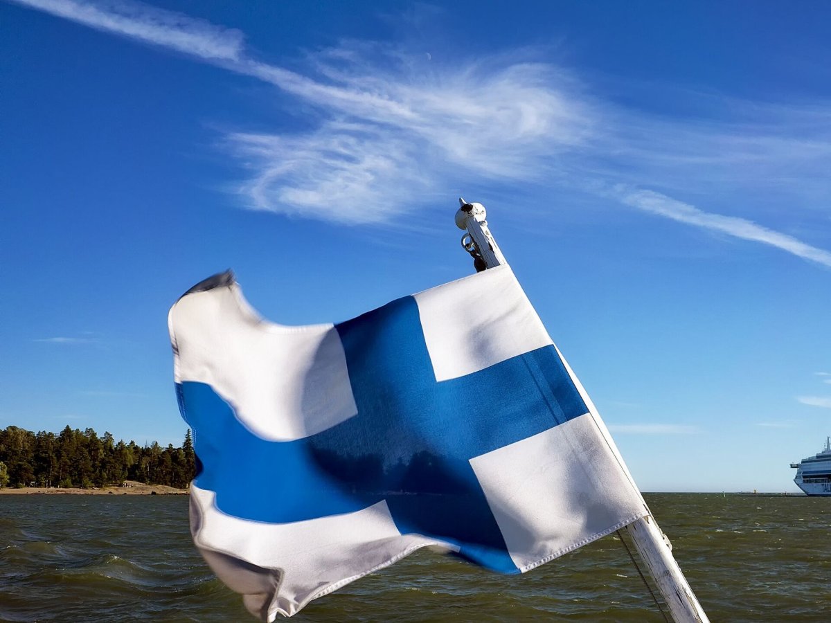 Стокгольм столица Швеции флаг