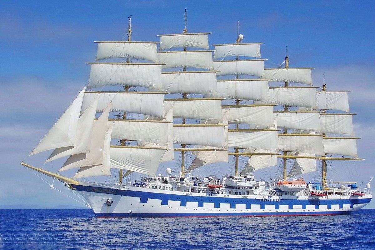 Сказочный корабль