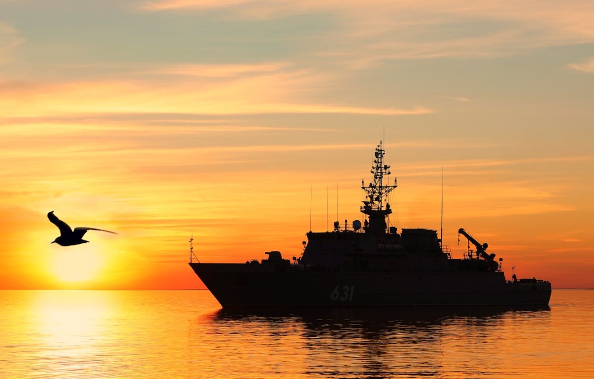 Корабль в небе