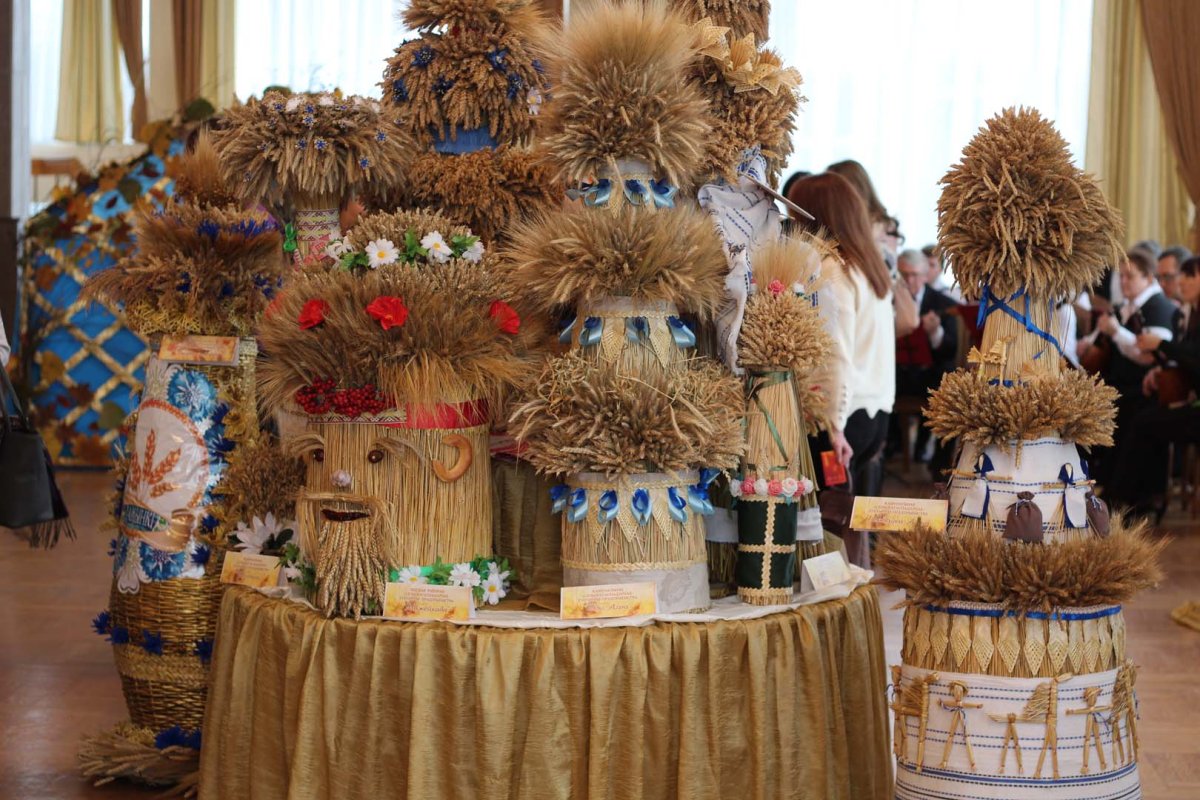 Снопы для украшения на праздник