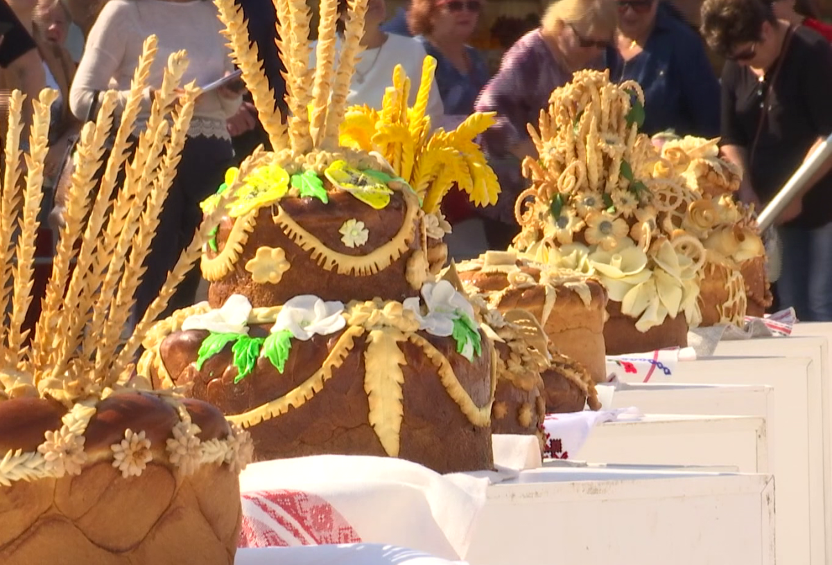 Праздник Дожинки