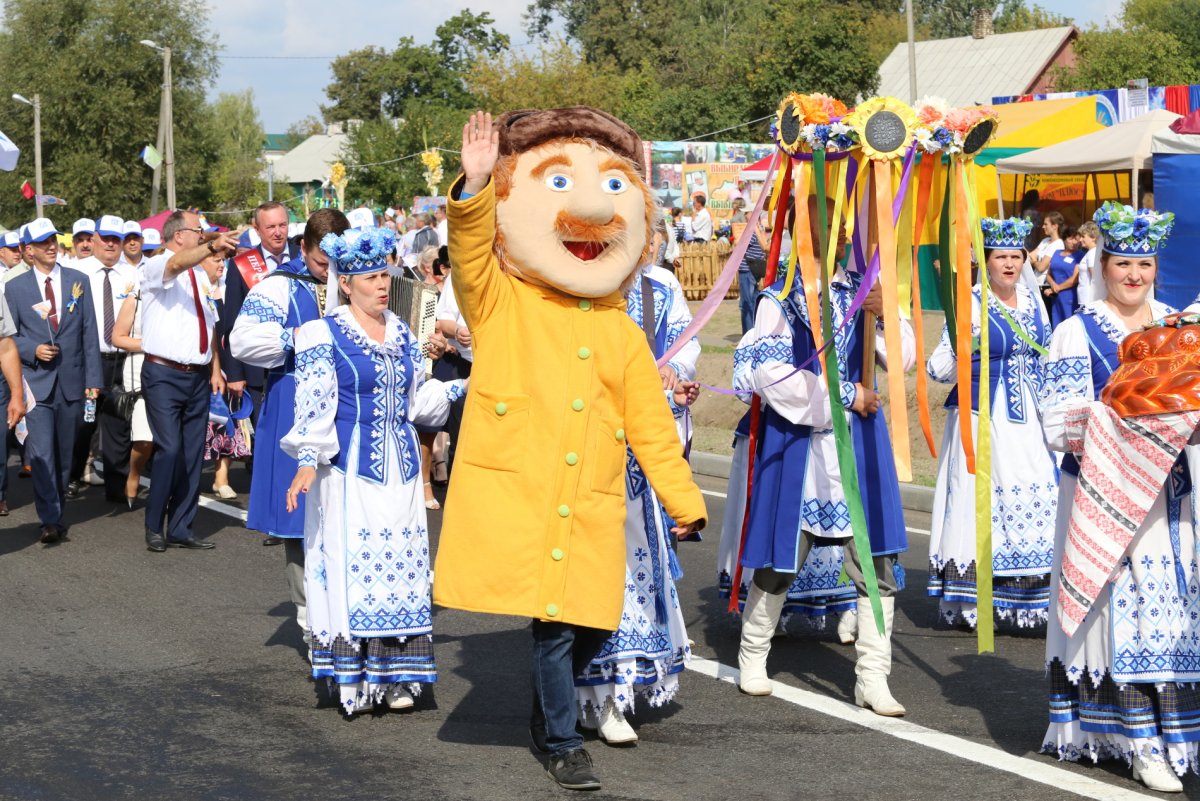 Традиции белорусского народа праздник Дожинки