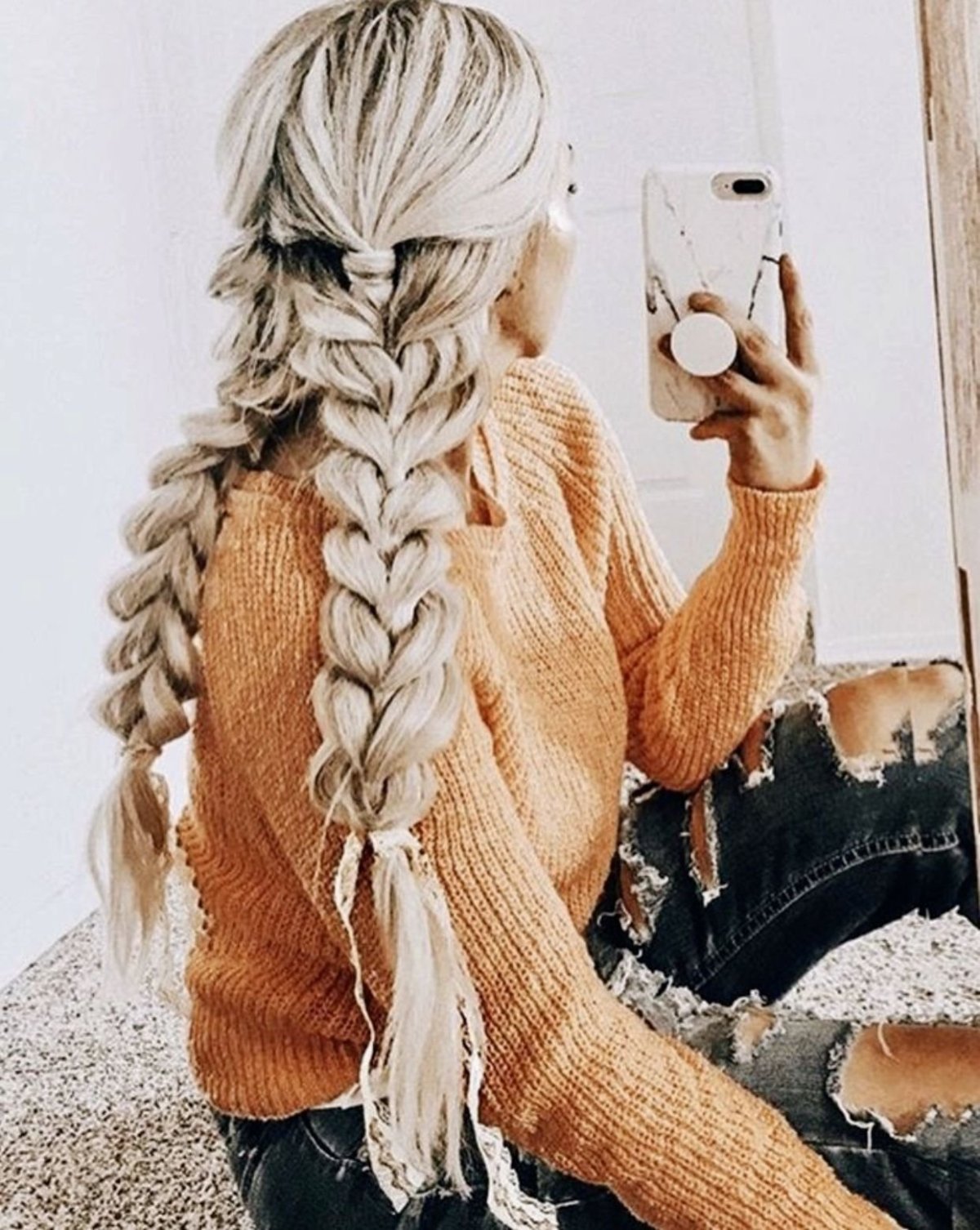 Красивые блондинки с косами