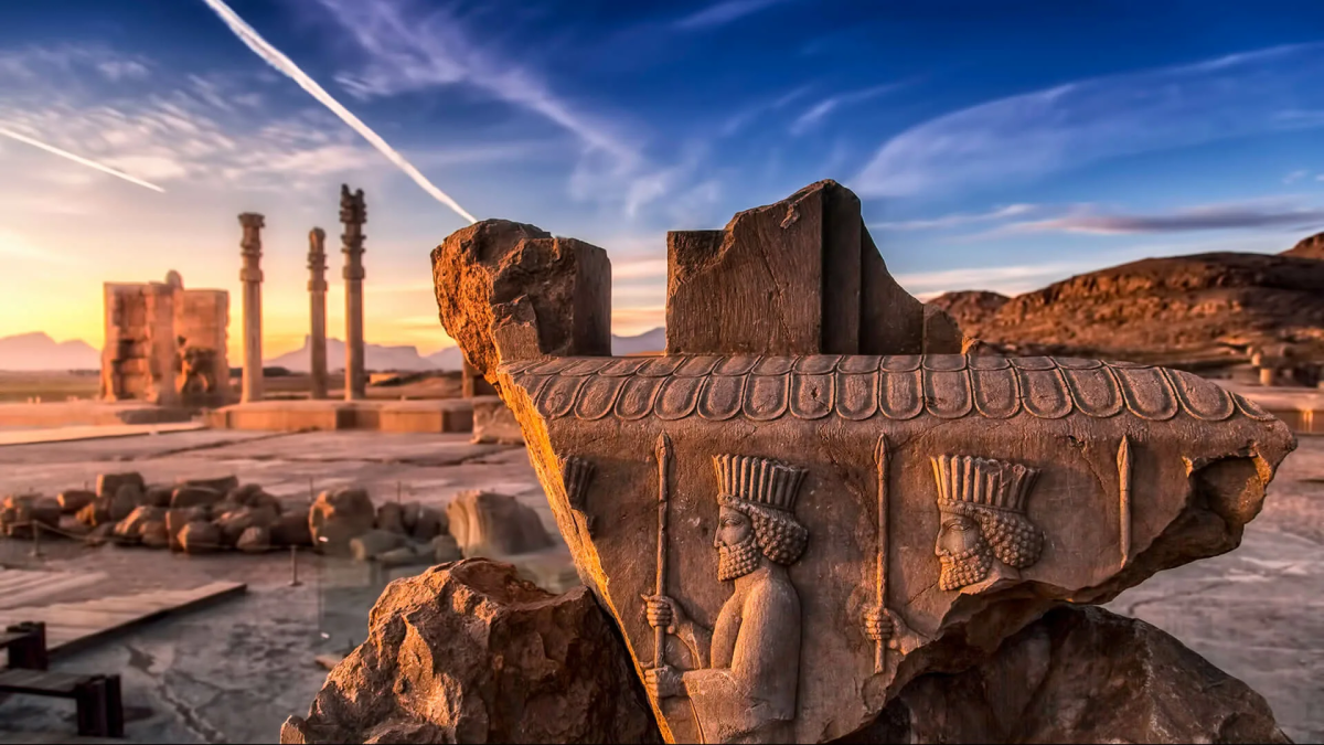 Древний город Персеполь