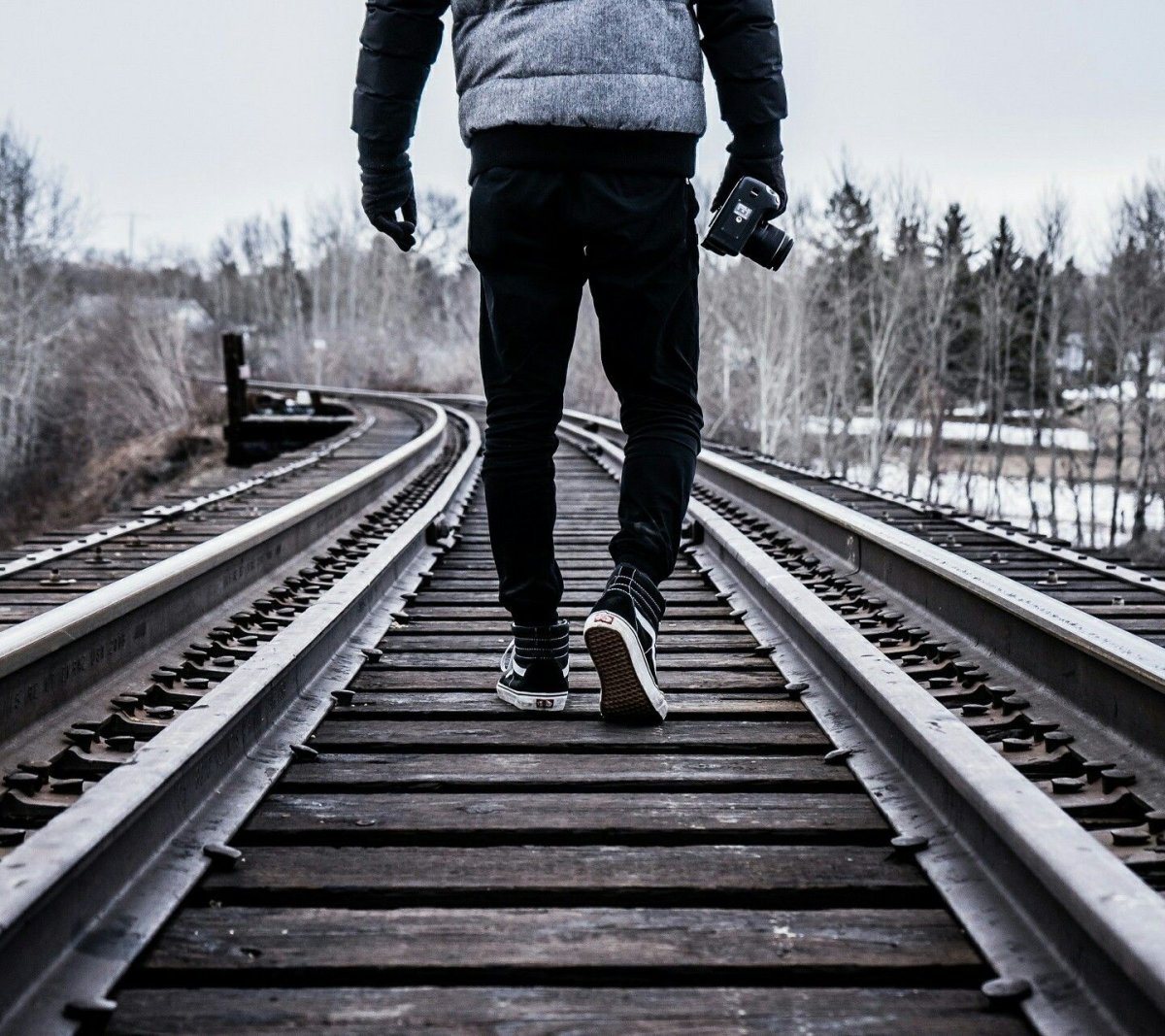 Человек на дороге