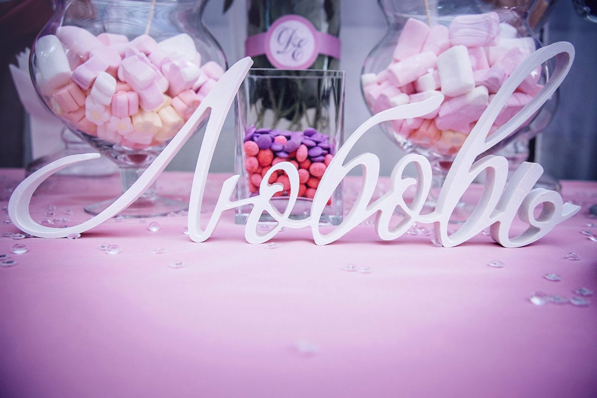 Розовая свадьба