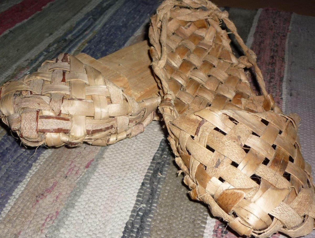 Промысел лапти