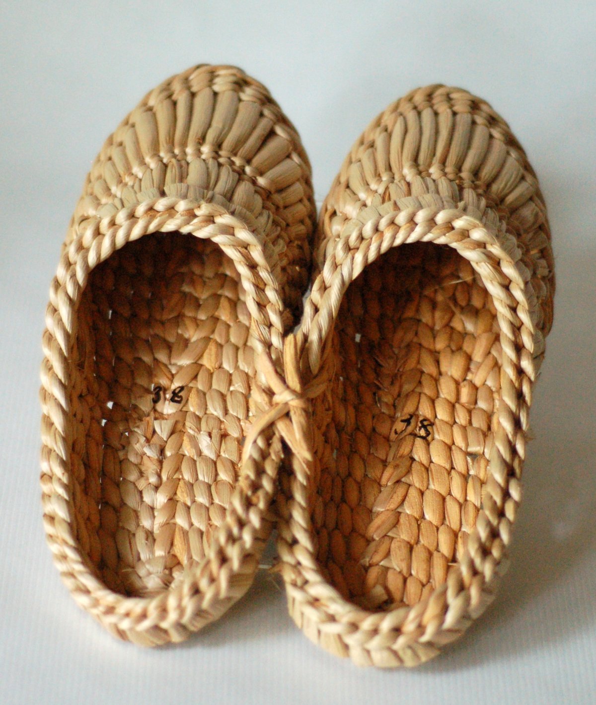 Лапти плетёные болотные