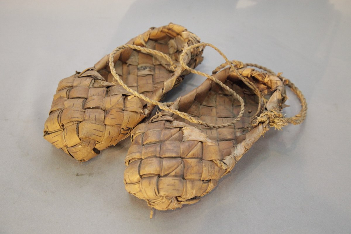 Лапти 17 век