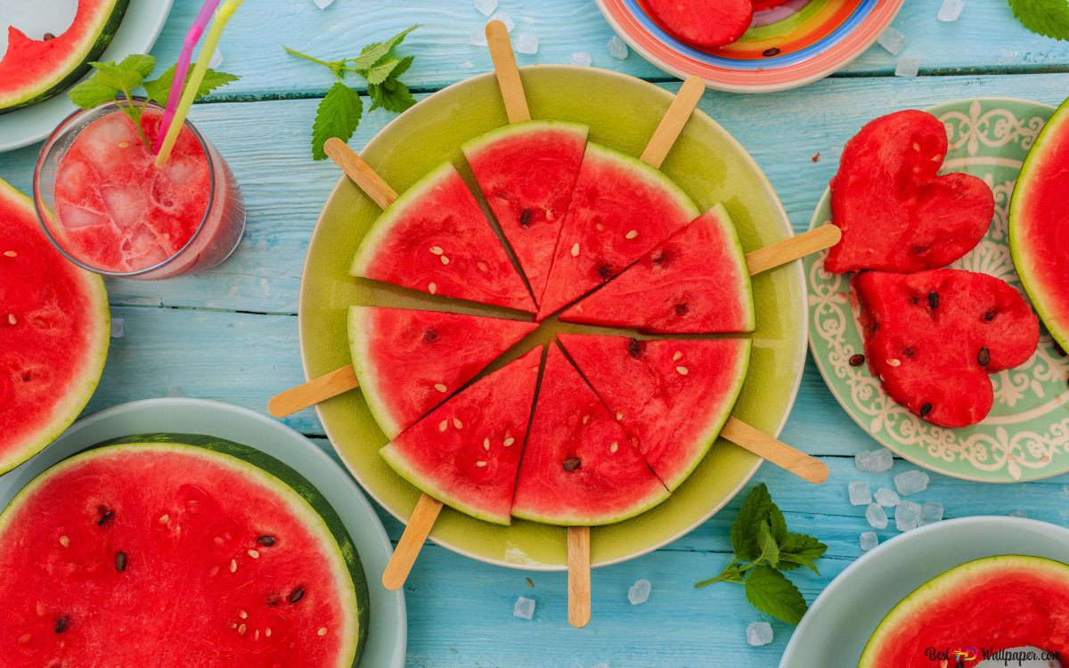 Сверкающий ломтик арбуза