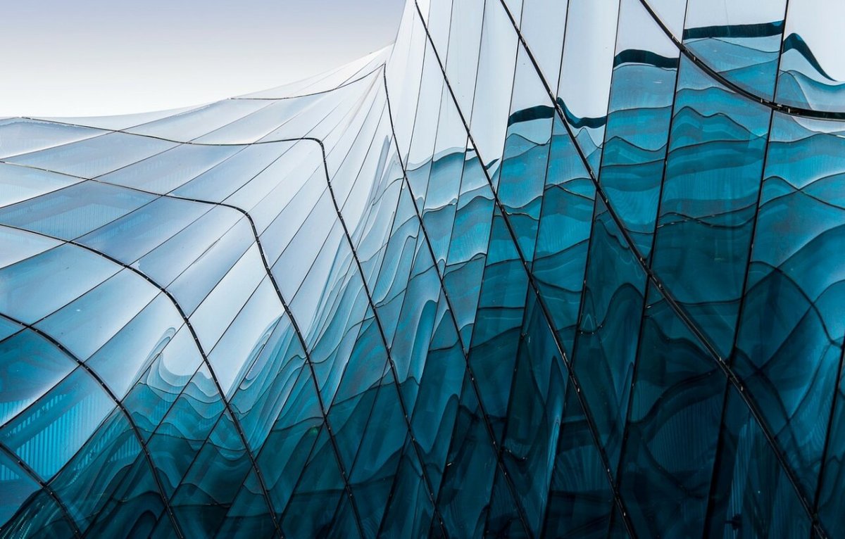 Стеклянная архитектура