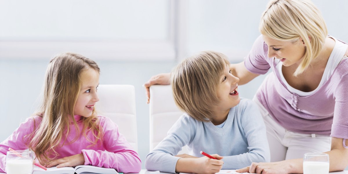 Беседа воспитателя и родителей